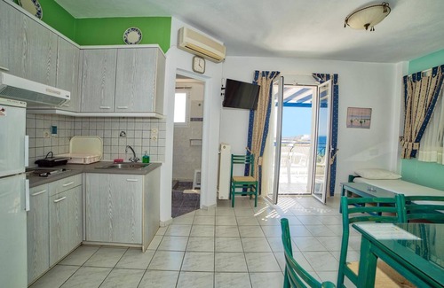 Kipri Apartment | Apartment 'Zefiros - Aura Sea View' with Sea View, Wi-Fi and Air Conditioning