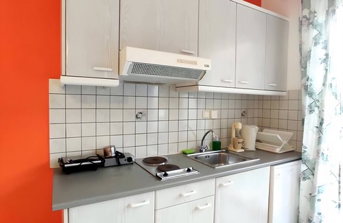 Kipri Apartment | Apartment 'Zefiros - Drift' with Mountain View, Wi-Fi and Air Conditioning