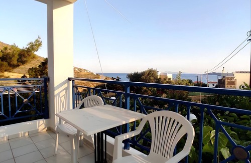 Kipri Apartment | Apartment 'Zefiros - Dusk Sea View' with Sea View, Wi-Fi and Air Conditioning