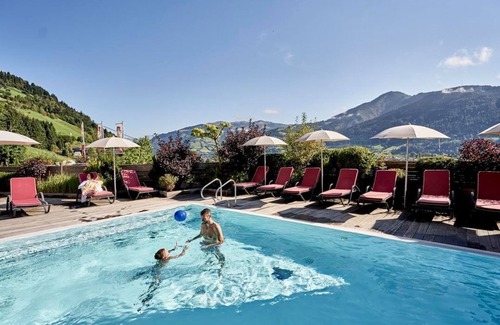 Schuttdorf House | Apartment Zeller See - amiamo - Familotel Zell am See