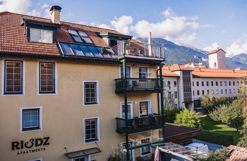 Innsbruck Apartment | Apartment ZWERGGARTL - Riedz Apartments