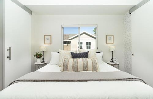 Capitol Hill Apartment | Apartments Close to Downtown, Conventions, Airport, Mountains, Shopping