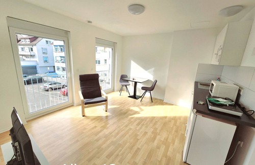 Heilbronn Apartment | Apartments EFDE GmbH - Allee 41 Deluxe Apartment 16