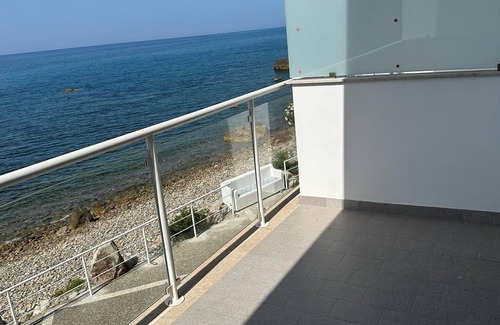 Caronia Apartment | Apartments facing the sea 10 mt
