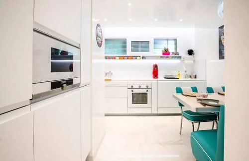 California - Pezou Apartment | Apartments for 4 People