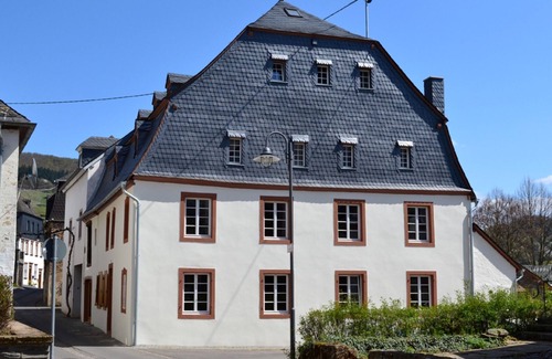Piesport Apartment | Apartments Haus Dienhart - Piesport /Mosel Apartment Ahr (No. 6)