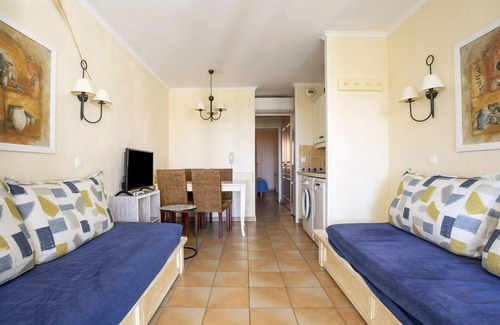 Les Restanques Apartment | Apartments in the Restanques of the Gulf of St Tropez - maeva Home - Spacious 2-room sea view apartment for 5 people - Prestige - super Home