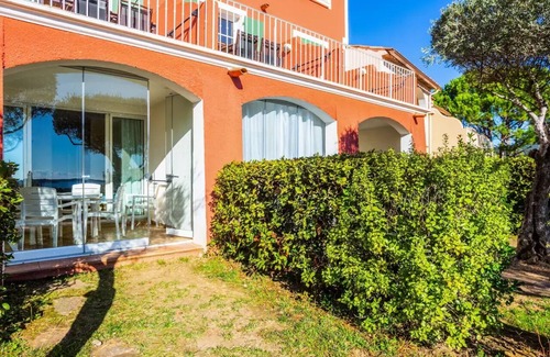 Les Restanques Apartment | Apartments in the Restanques of the Gulf of St Tropez - maeva Home - Spacious 2-room sea view apartment for 5 people - Prestige - super Home