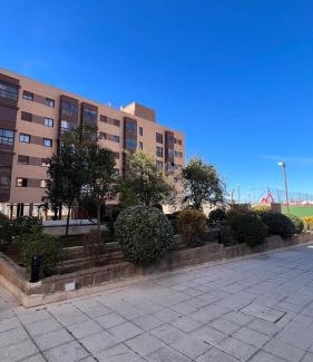 Rejas Apartment | Apartments Madrid Suite Aeropuerto, IFEMA