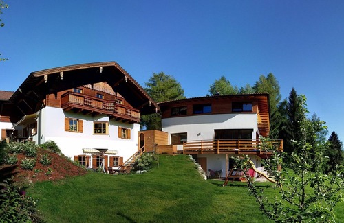 Fuschl am See Apartment | APARTMENTS SEEGARTL / Apartment "Filbling" with sunny balcony