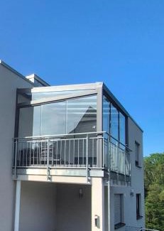 Sondelfingen House | Apartments Seibel Doppel-Zweibettzimmer mit Küche und Wintergarten