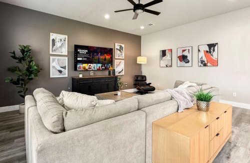 Dallas House | Apartmint at Pennsylvania Ave - Dallas