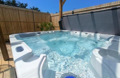 Saint-Jean-de-Monts House | Apb Spa locations avec jacuzzi privatif
