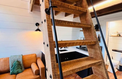 Cashes Valley House | Apex Treehouse Blue Ridge, GA