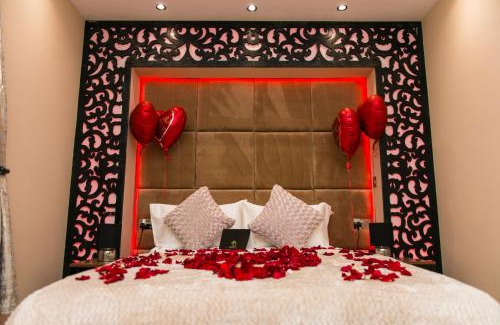 Huddersfield Apartment | Aphrodite Suites Huddersfield