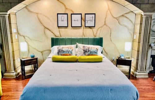 Auburndale House | Aphrodites Paradise - Near Disney World and Busch Gardens