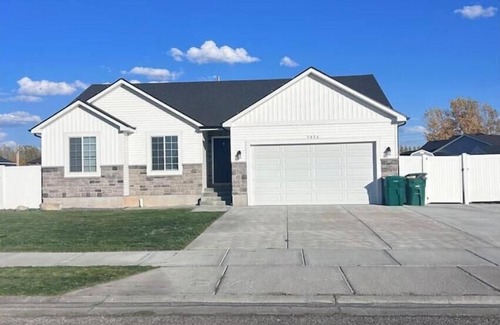 Idaho Falls House | Apolena Retreat