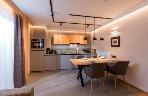 Ellmau Apartment | App. 3: Living room with kitchen - Apartment house Bambi