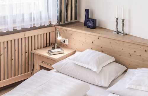 Schenna Apartment | App. PETER - Erlenbach house in Schenna near Merano