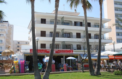 Sant Llorenc des Cardassar Apartment | App. RIGO 1-A(right, 2 bedrooms): Spacious beach apartment, frontal sea view