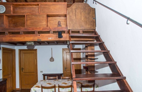 Marciana Marina Apartment | APP.TO SUL MARE A MARCIANA