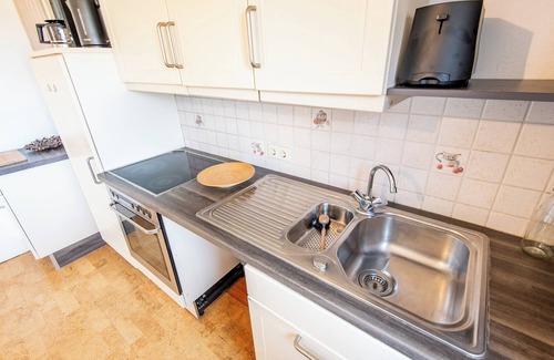 Rodenas Apartment | App. Wattläufer quiet location in the German-Danish meadows. Pet friendly!