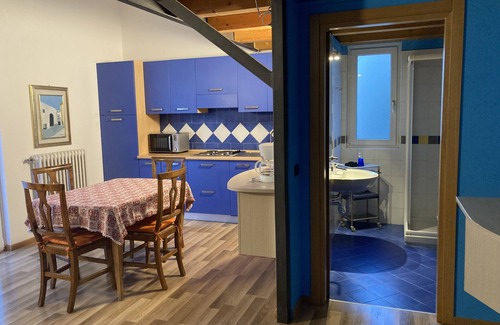 Malcesine Apartment | App with 2 ideal e rooms for 4 people with lake view and private parking space