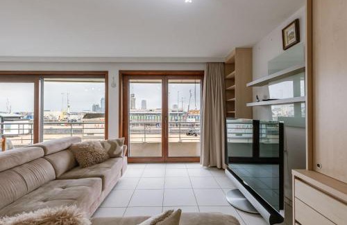 Ostend City Centre House | Appa - Beachfront & Harbour Stay with Balcony