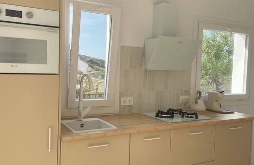 Arenas Apartment | Apparently luxurious with a relaxing ambiance. Only 15 minutes from the beach