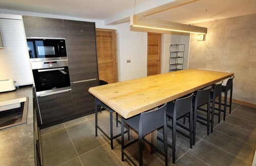 Mont-de-Lans Apartment | Appart 10 pers ski in ski-out - 4bdr/4bath - wifi, sheets, cleaning included