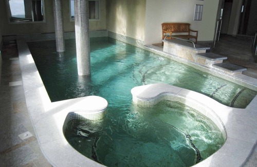 Saint-Lary-Soulan Condo | Appart 50m du Télécabine | Accès Piscine + Sauna!