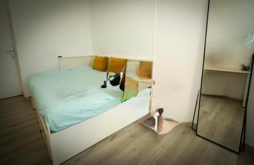 Marignane Apartment | Appart 6 pers Marignane à 5 min -plage et aéroport