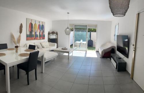 Sainte-Marguerite Apartment | Appart avec Piscine privée proche Vélodrome et Metro