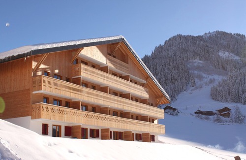 Chatel Condo | Appart + Balcon | Navette Gratuite aux pistes