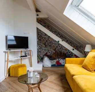 Hoenheim Apartment | Appart Cosy Kids Friendly avec Parking Privé