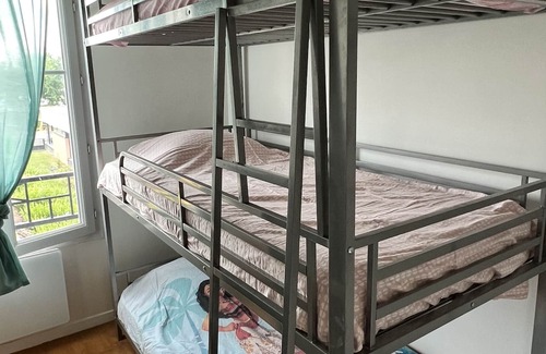 Bailly-Romainvilliers Apartment | Appart Familial à Disney 6 adultes et 5 enfants
