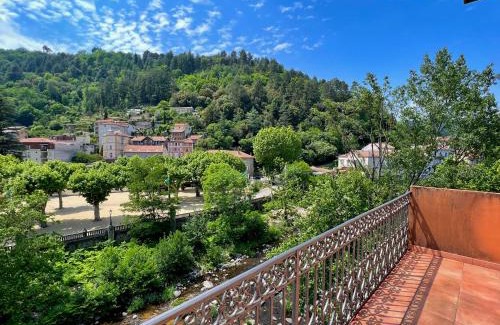 Vals-les-Bains Apartment | Appart'hôtel Les Célestins