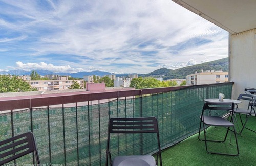 Annemasse Apartment | Appart hotel, Le Marbré design.