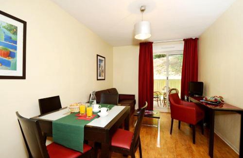 Antibes Apartment | Appart Hotel Odalys City Antibes Olympe