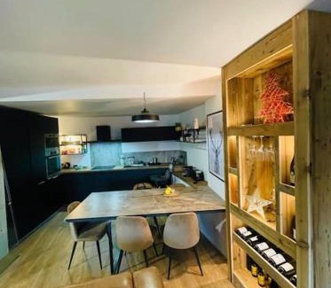 Font-Romeu-Odeillo-Via Apartment | Appart hyper centre Font Romeu