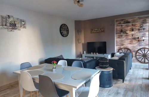 Vierzon Apartment | Appart hyper centre- Parking