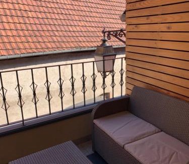 Saint-Hippolyte Apartment | Appart LE COUCOU