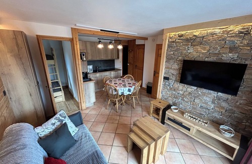 Les Saisies Apartment | APPART LES SAISIES, VILLAGE DES LAPONS, 6 PERS, SWIMMING POOL AND COVERED PARKING LOT