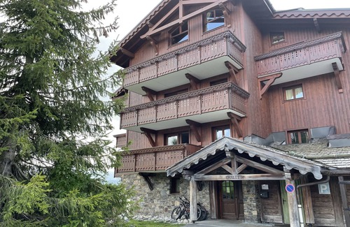 Les Saisies Apartment | APPART LES SAISIES, VILLAGE DES LAPONS, 6 PERS, SWIMMING POOL AND COVERED PARKING LOT