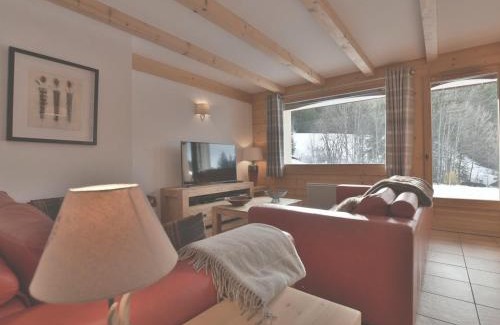 Le Chinaillon Apartment | Appart moderne près des pistes, vue montagne, 2 min du village, parking et wifi inclus - FR-1-391-34
