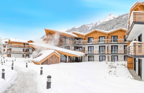 Les Tines Condo | Appart près des Pistes | Piscine semi-couverte