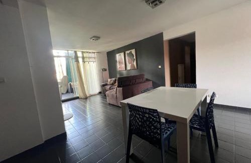 Sainte-Rose Apartment | APPART SPA 20 MIN port croisière et aéroport