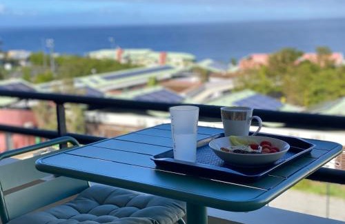 Carosse Apartment | Appart sympa, vue sur le lagon à Saint-Gilles les bains