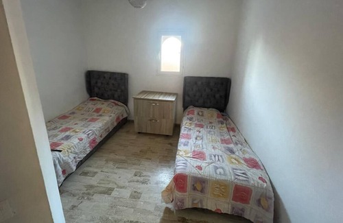 Chaouia-Ouardigha Apartment | Appart Tête et Pieds Dans Leau