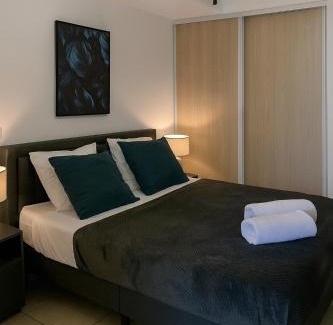 8th Arrondissement Apartment | Appart T3 Plage Pointe Rouge 10min Vélodrome